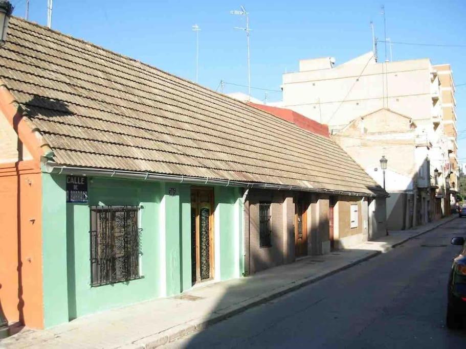 فيلا - Cabanyal Boutique فالنسيا المظهر الخارجي الصورة